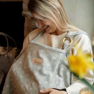 Tisu white Nursing Cover with Gold details